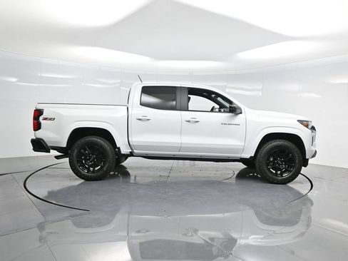New 2025 Chevrolet Colorado Z71 w/ Midnight Edition AWD/4WD image 28