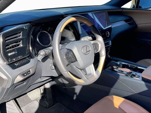 Used 2024 Lexus RX 350 Premium image 15