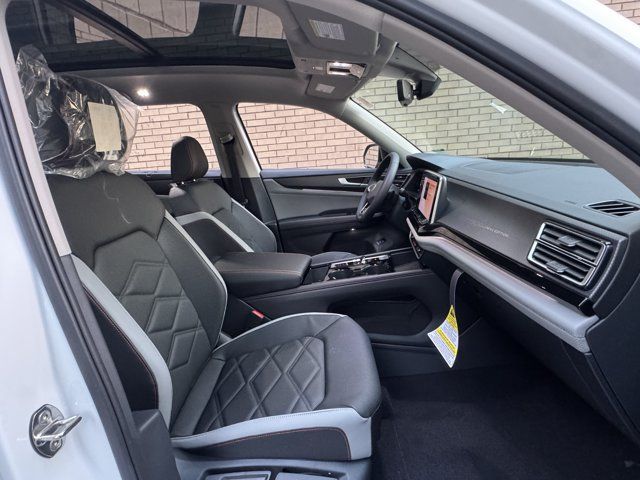 New 2026 Volkswagen Atlas Peak Edition AWD/4WD image 16