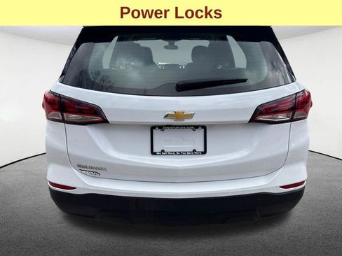 Used 2024 Chevrolet Equinox LS FWD image 12