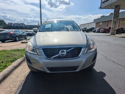 Used 2013 Volvo XC60 3.2 FWD image 2