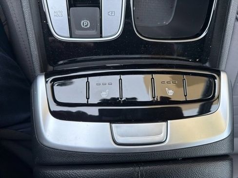 Used 2024 Hyundai Santa Cruz SEL image 11