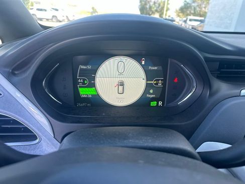Used 2019 Chevrolet Bolt LT FWD image 18