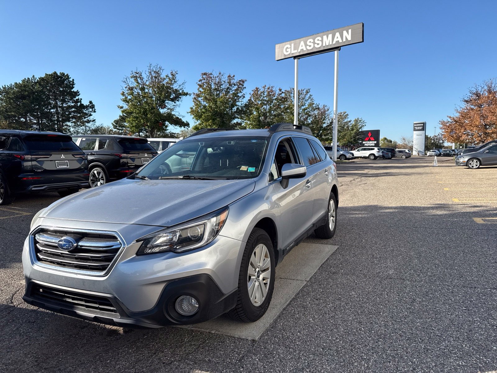 Used 2019 Subaru Outback 2.5i Premium AWD/4WD image 2