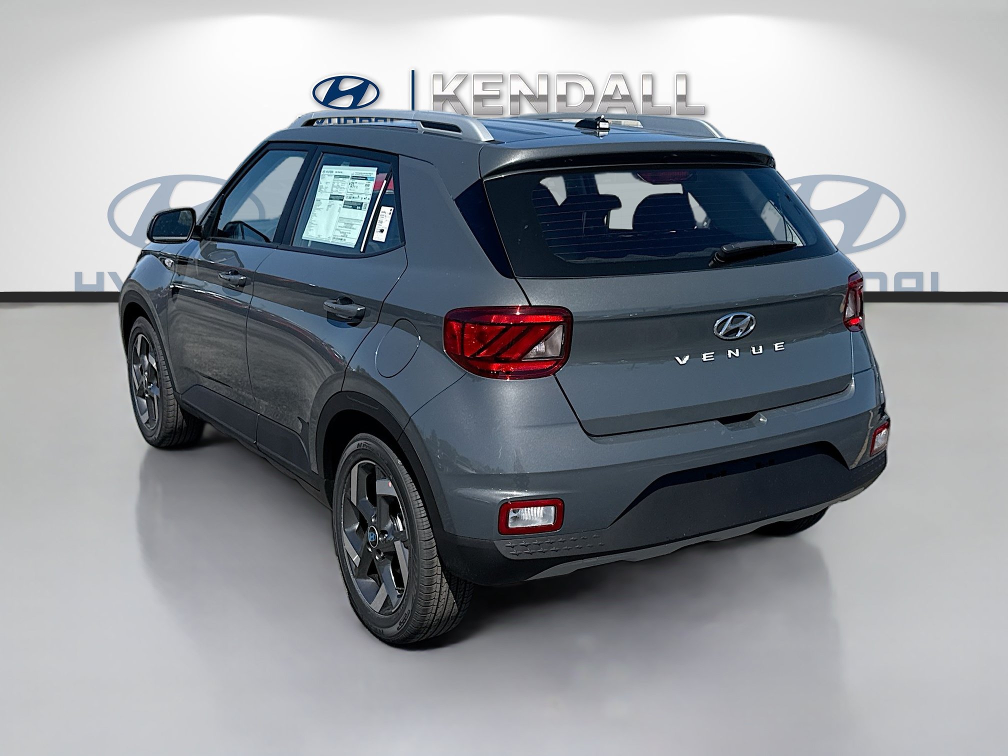 New 2026 Hyundai Venue SEL FWD image 4