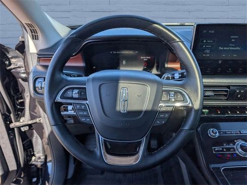 Used 2022 Lincoln Nautilus Reserve image 14