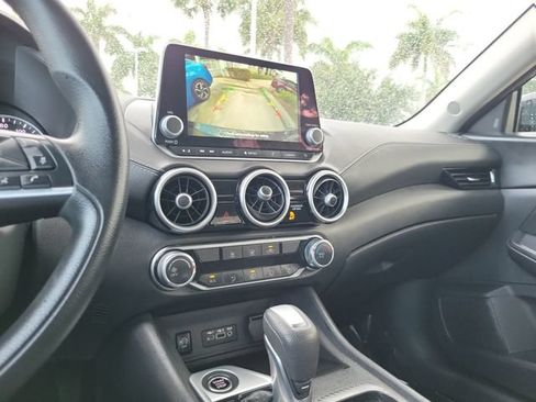 Used 2024 Nissan Sentra SV FWD image 21