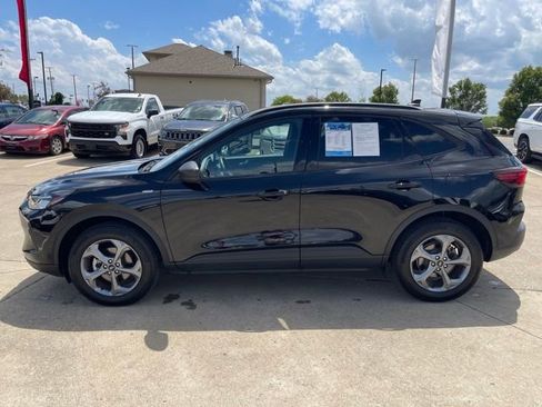 Used 2025 Ford Escape ST-Line AWD/4WD image 8
