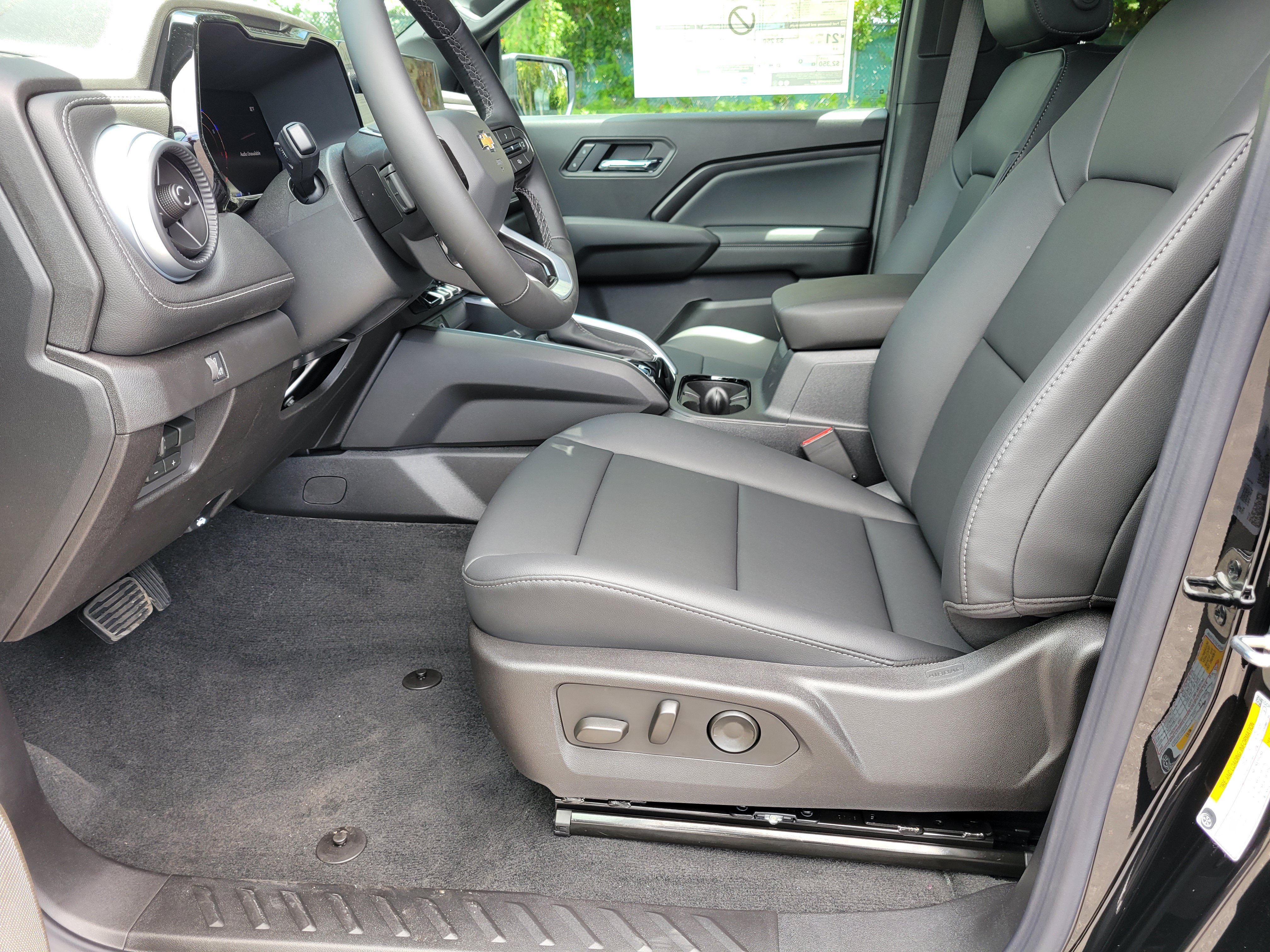 New 2026 Chevrolet Colorado LT w/ LT Convenience Package RWD image 33