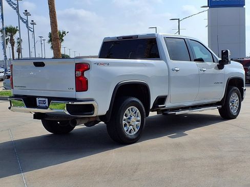 Used 2024 Chevrolet Silverado 2500 LTZ AWD/4WD image 7