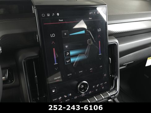 Used 2026 GMC Yukon AT4 w/ AT4 Premium Plus Package AWD/4WD image 17