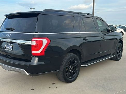 Used 2020 Ford Expedition Max XLT w/ Equipment Group 202A RWD image 13