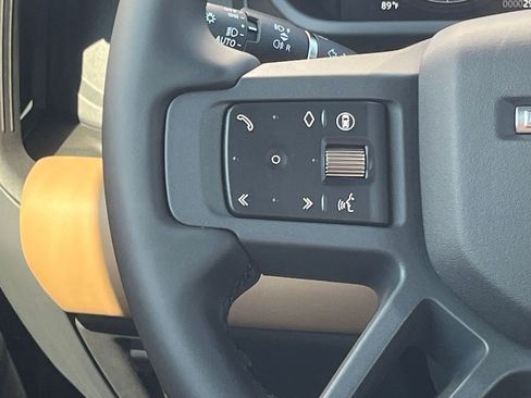 New 2026 Land Rover Defender 110 S image 16