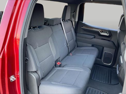 Used 2026 Chevrolet Silverado 1500 RST AWD/4WD image 18
