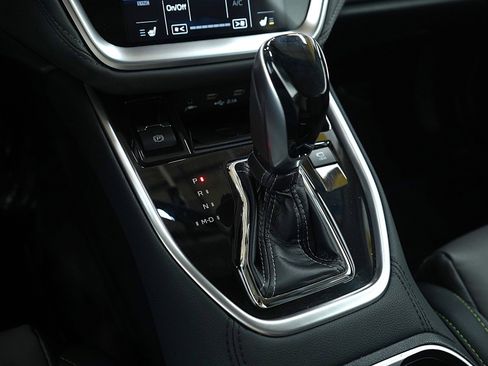 Used 2021 Subaru Outback Onyx Edition XT w/ Popular Package #2 image 22