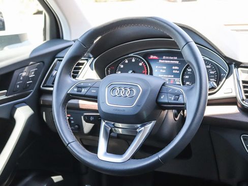 Certified 2023 Audi Q5 2.0T Premium w/ Convenience Package AWD/4WD image 17