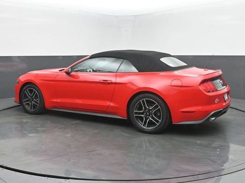 Used 2020 Ford Mustang Premium RWD image 3