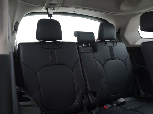 Used 2023 Honda Pilot EX-L image 13