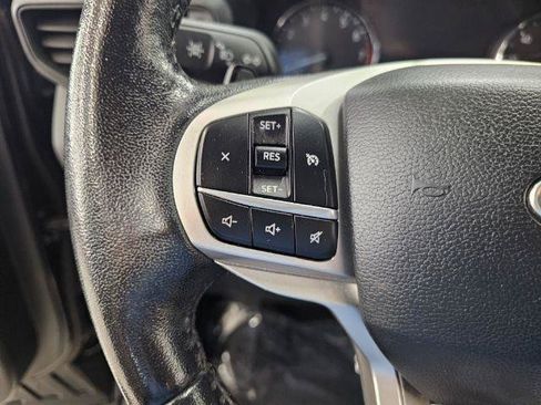 Used 2020 Ford Explorer XLT AWD/4WD image 19