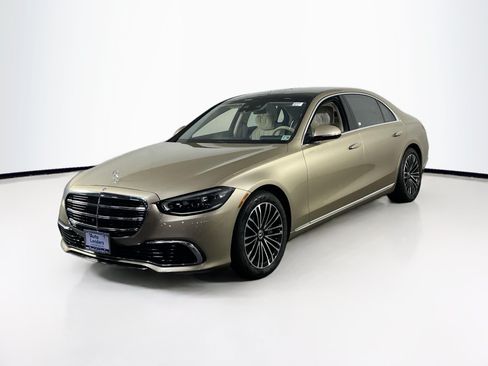 Used 2023 Mercedes-Benz S 500 4MATIC image 1