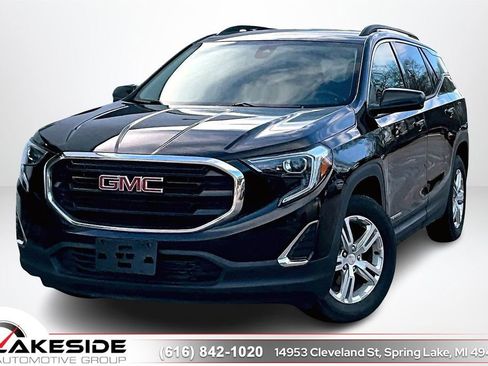 Used 2020 GMC Terrain SLE w/ Driver Convenience Package image 1