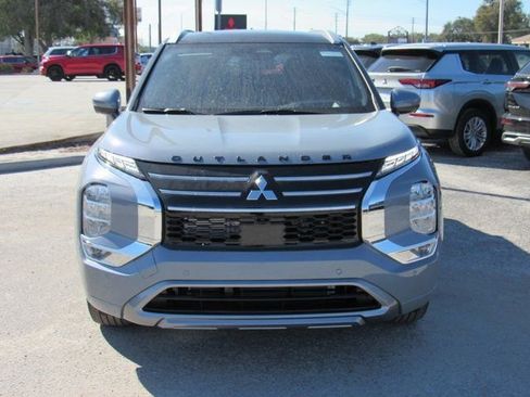 New 2026 Mitsubishi Outlander SEL FWD image 6