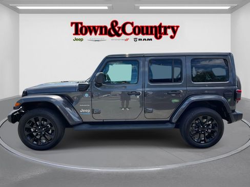 Used 2022 Jeep Wrangler Unlimited Sahara 4xe w/ Dual Top Group image 6