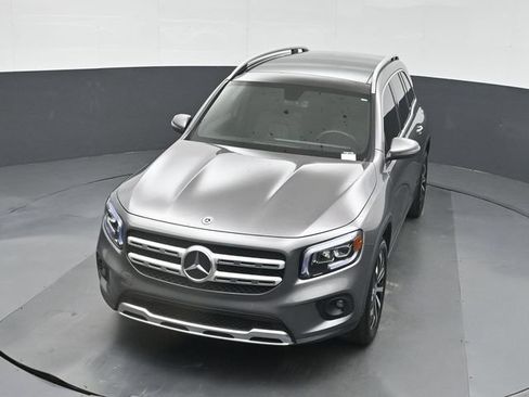 Used 2022 Mercedes-Benz GLB 250 image 44