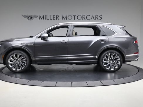New 2025 Bentley Bentayga Extended Wheelbase image 3