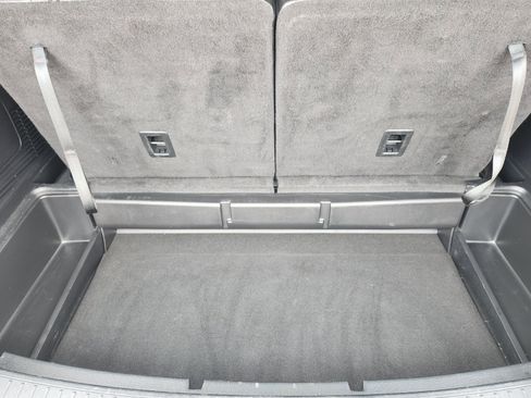 Used 2023 Ford Explorer XLT w/ Equipment Group 202A image 35