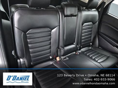 Used 2019 Ford Edge SEL w/ Equipment Group 201A AWD/4WD image 38