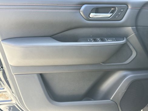 New 2026 Nissan Armada PRO-4X image 10