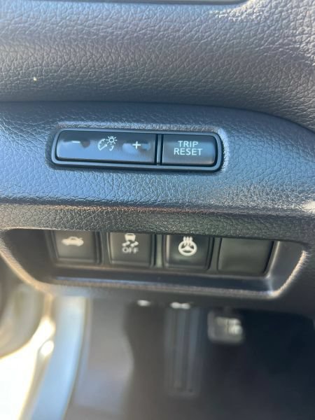Used 2017 Nissan Altima 2.5 SV FWD image 23