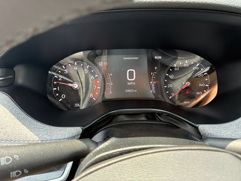 Used 2025 Jeep Compass Latitude AWD/4WD image 36
