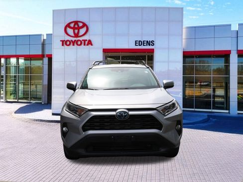 Used 2020 Toyota RAV4 XLE w/ All Weather Liner Package AWD/4WD image 11