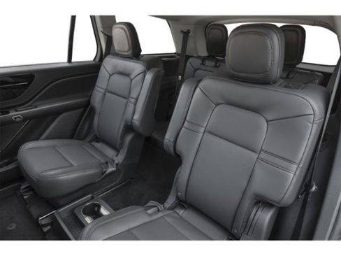 New 2026 Lincoln Aviator AWD image 12