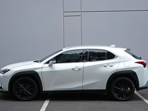 Used 2022 Lexus UX 200 w/ Accessory Package (Z2) FWD image 46