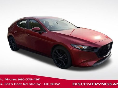 Used 2022 MAZDA MAZDA3 s image 2