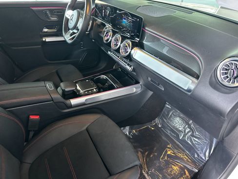 Certified 2022 Mercedes-Benz GLB 250 image 18