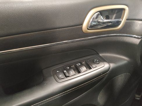 Used 2015 Jeep Grand Cherokee Limited image 27
