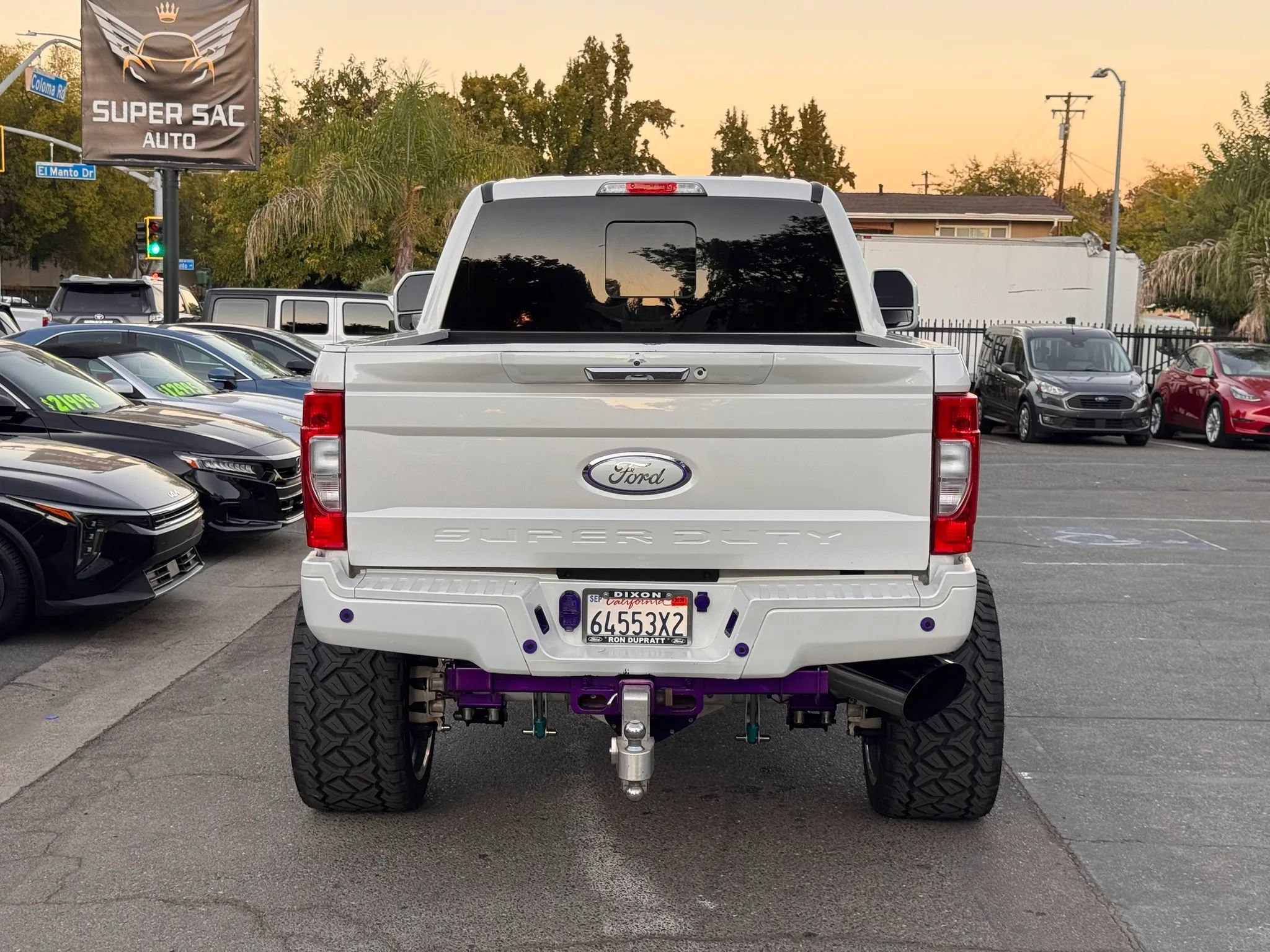 Used 2017 Ford F350 Lariat w/ Lariat Value Package AWD/4WD image 5