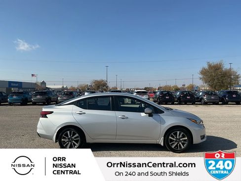 New 2025 Nissan Versa SV w/ Trunk Package image 4