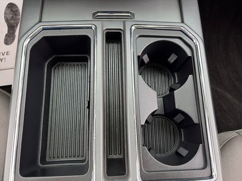 Used 2020 Ford F150 XLT w/ Equipment Group 302A Luxury AWD/4WD image 25