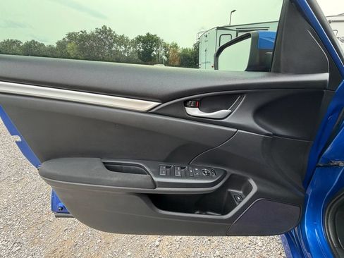 Used 2018 Honda Civic LX image 4