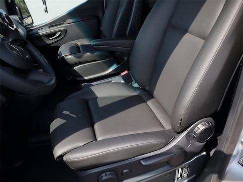 New 2025 Mercedes-Benz Sprinter 2500 image 21