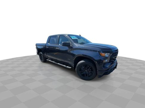 Certified 2023 Chevrolet Silverado 1500 Custom AWD/4WD image 2