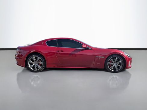 Used 2018 Maserati GranTurismo Sport image 2