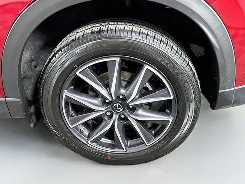 Used 2018 MAZDA CX-5 Touring w/ Preferred Equipment Package FWD image 32