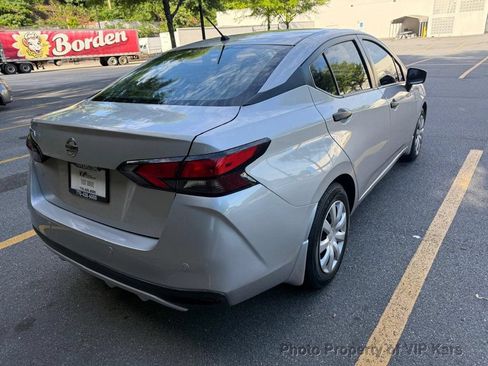 Used 2020 Nissan Versa S FWD image 5