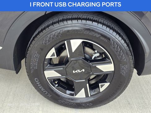 Used 2026 Kia Sportage LX FWD image 11